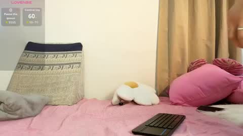 Samantha Ros online show from April 25, 1:36 pm