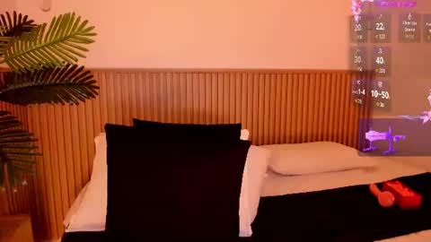 samantha_sra_ online show from July 24, 2:09 am