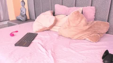 Snapshot of samantha_stan chatting on September 26, 2:04 pm Sami online show from September 26, 2:04 pm