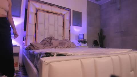 Snapshot of samanthadela chatting on September 12, 3:40 am SAMM online show from September 12, 3:40 am