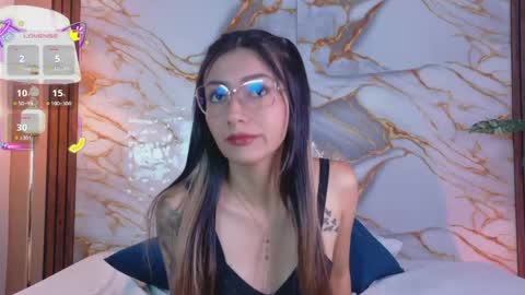 SAMANTHA ECHEVERRY online show from June 8, 7:47 pm