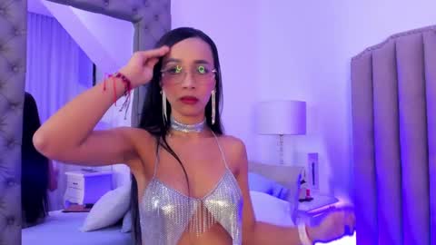 Snapshot of samanthaferrer_ chatting on December 26, 8:00 pm Samantha online show from December 26, 8:00 pm