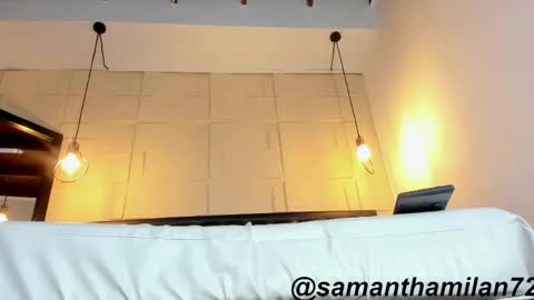 Alejandra  online show from April 22, 10:45 am