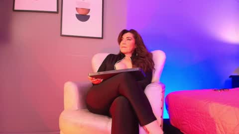Snapshot of samanthamilf__ chatting on September 25, 8:06 pm Samanta online show from September 25, 8:06 pm