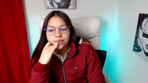 Snapshot of samantharoldan chatting on December 30, 1:25 pm Samantha online show from December 30, 1:25 pm