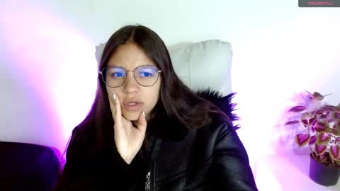 Snapshot of samantharoldan chatting on February 15, 1:16 pm Samantha online show from February 15, 1:16 pm