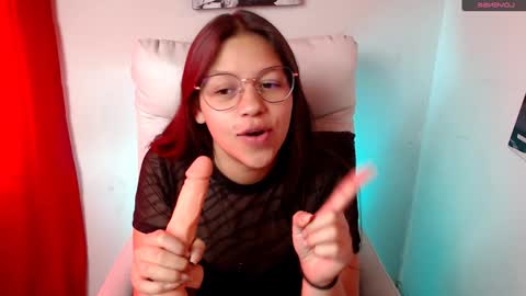 Snapshot of samantharoldan chatting on January 15, 1:52 pm Samantha online show from January 15, 1:52 pm