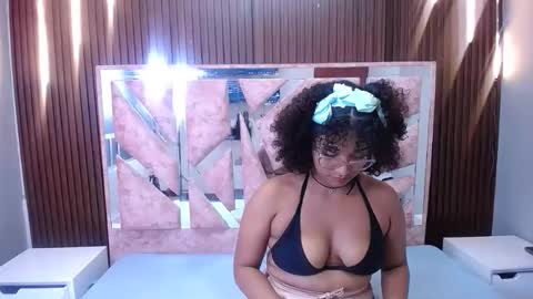 samanthavix202cl online show from March 18, 8:19 am