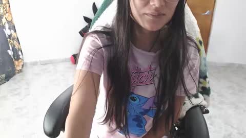 Snapshot of samara429147 chatting on October 28, 1:50 pm samara online show from October 28, 1:50 pm