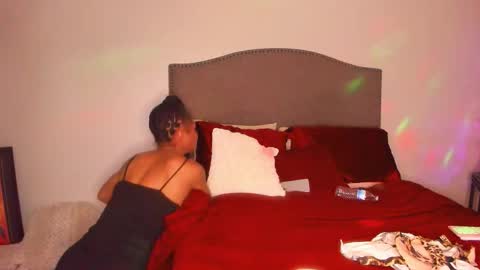 Yaya online show from November 25, 5:53 am