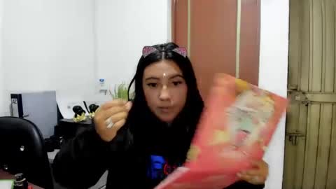 sami_cutte online show from January 8, 2:35 am