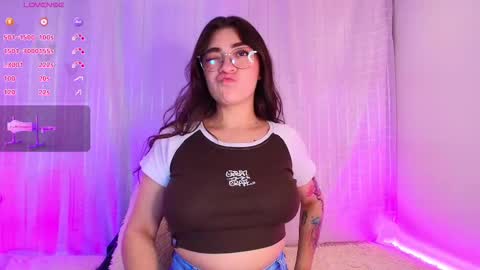 samii evans  online show from February 26, 4:08 am