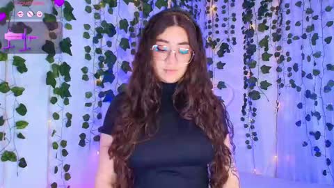 samii evans  online show from February 22, 4:35 am