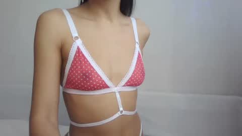 Snapshot of samiraqfresh chatting on March 9, 11:36 am SamiraQFresh online show from March 9, 11:36 am