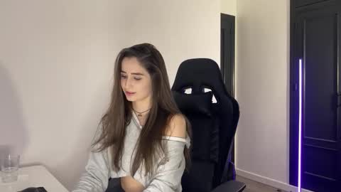 SamLure1 online show from April 29, 10:04 pm