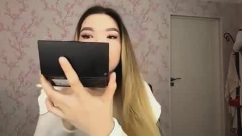 Elina online show from March 13, 10:38 am