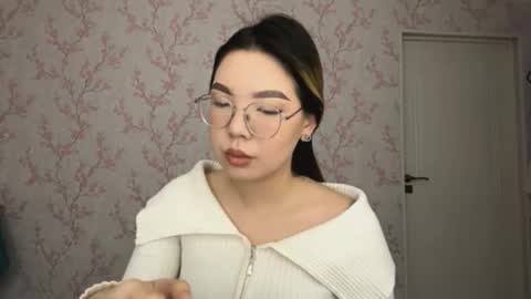 Elina online show from March 5, 9:27 am