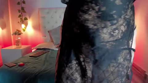 Samantha online show from January 8, 5:11 am