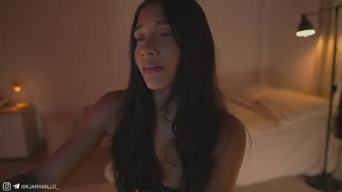 Sam online show from April 22, 7:33 pm