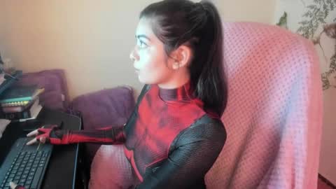   online show from October 4, 10:10 am