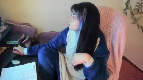   online show from September 24, 11:09 am