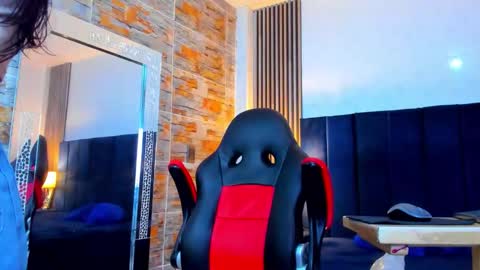 SamyEvanns online show from April 21, 2:26 am