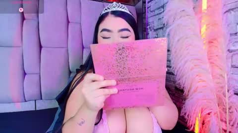 SAMY GREY... online show from April 20, 3:20 am