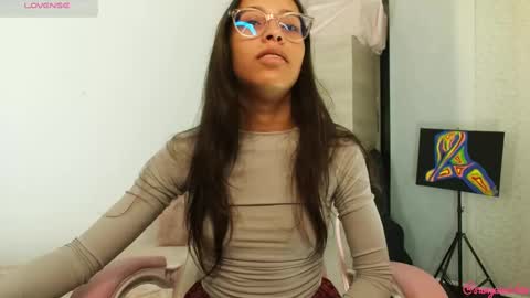 Special show on 17 december and 23 UwU online show from December 13, 4:43 am