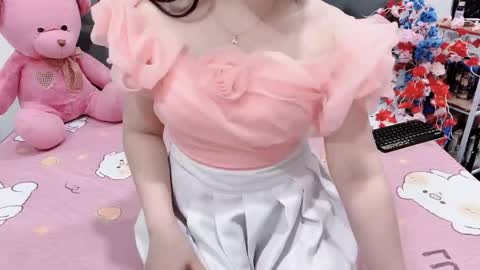 sanami_sian_ online show from April 23, 1:57 am