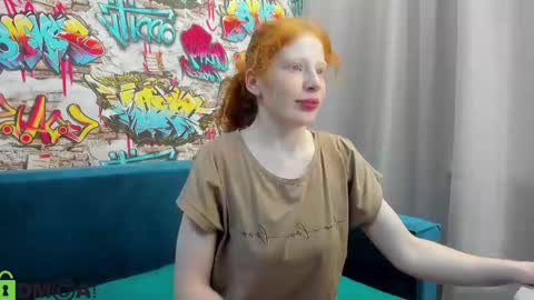 Sandra online show from April 27, 1:25 am