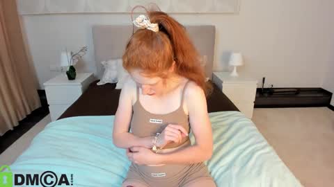 Sandra online show from October 10, 2:05 am