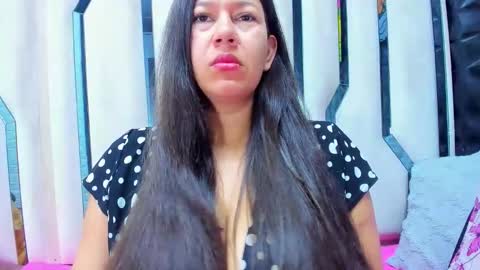 sandraclarkx69 online show from March 4, 12:23 pm