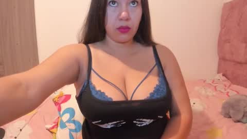 sandraclarkx69 online show from April 22, 11:51 am