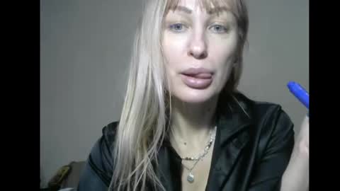 Sandra online show from January 12, 2:09 pm