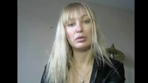 Sandra online show from March 4, 8:46 am