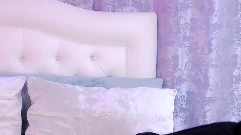 Sandra online show from April 14, 10:37 am