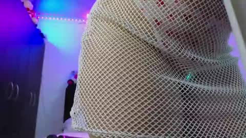 sandraossa online show from April 16, 9:14 pm