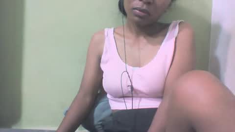 sandy735579 online show from February 4, 9:23 am