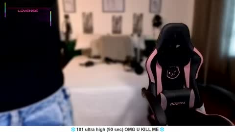 Liah Santos online show from April 21, 12:23 pm