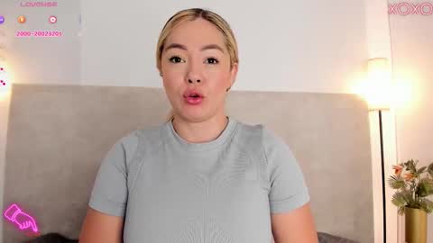 Saori  online show from November 18, 11:55 am