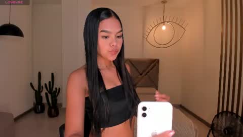 Saphira James online show from July 2, 3:23 am