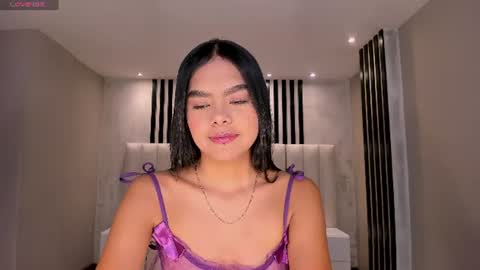 Saphira James online show from June 11, 2:53 am