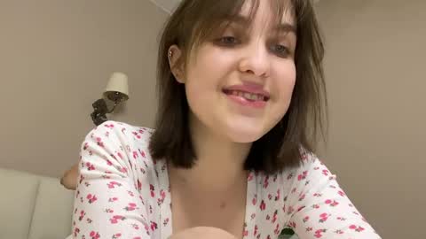 Anny online show from May 2, 11:30 pm