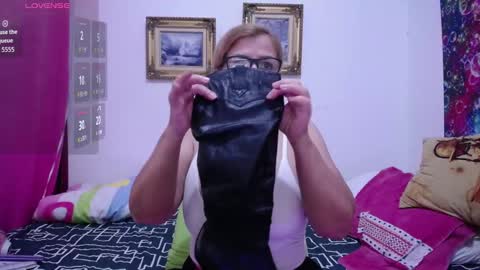 sara online show from September 13, 1:30 pm