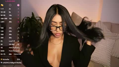 Sara  online show from November 20, 12:55 am