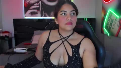 sara_bdsm online show from March 19, 2:32 pm