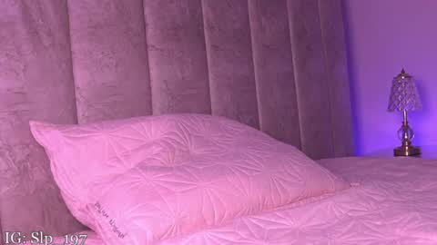 sara_lopee1 online show from April 26, 1:42 pm