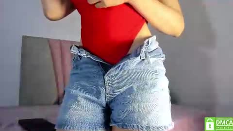 Sara  online show from August 3, 3:54 am