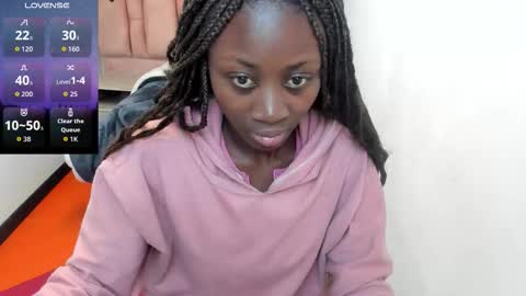 Snapshot of sara_naugty chatting on October 7, 1:04 pm S A R A online show from October 7, 1:04 pm