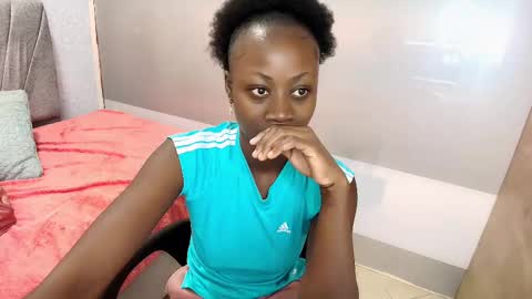 Snapshot of sara_naugty chatting on February 17, 7:44 pm S A R A online show from February 17, 7:44 pm